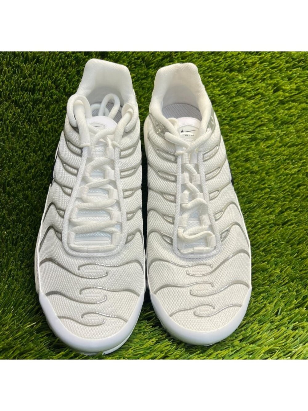Nike Air Max Plus SE Womens Size 6 White Athletic Running Walking Shoes Sneakers - Picture 5 of 10